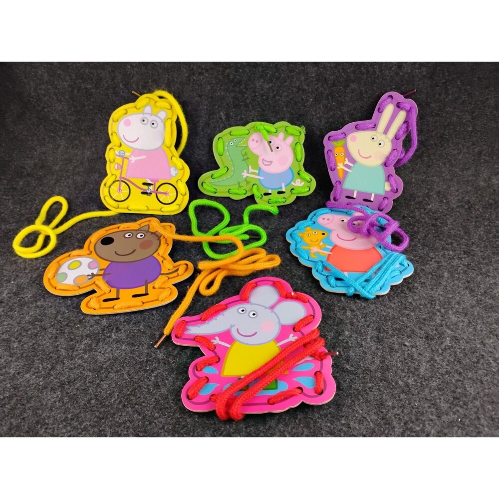Peppa Pig Learn To Lace Characters w Shoe Tie Laces Educational Toy 2005